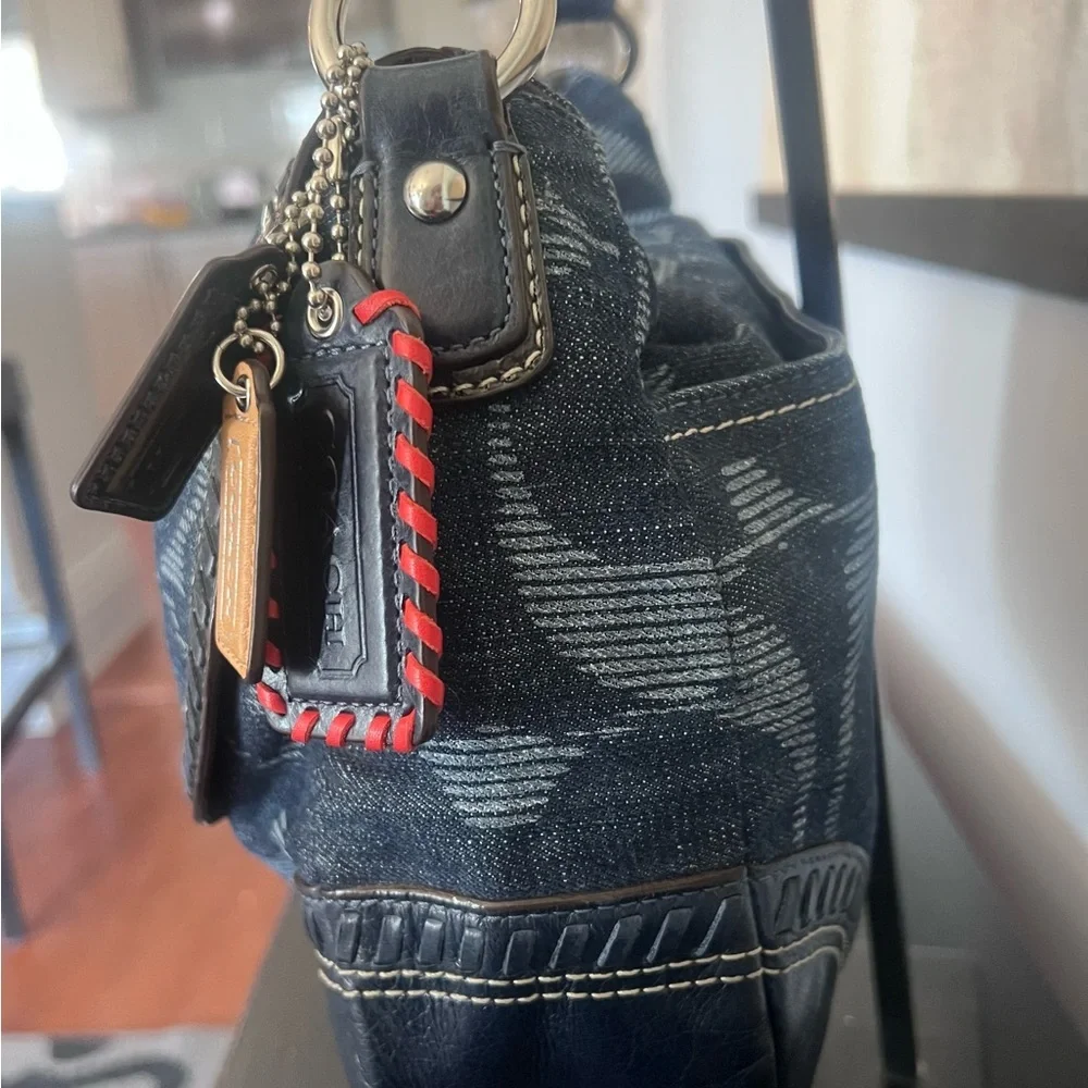 Coach Signature Poppy Hobo Denim Bag 2011